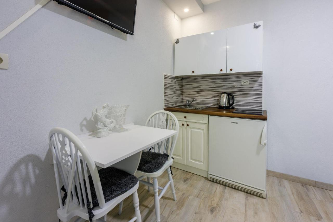 Apartments And Room Art 크리크베니카 외부 사진
