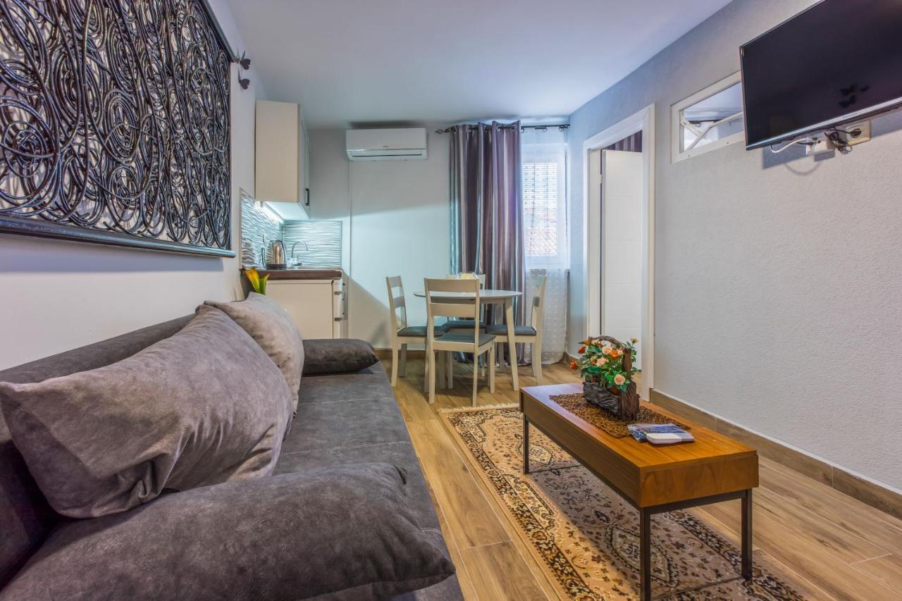 Apartments And Room Art 크리크베니카 외부 사진